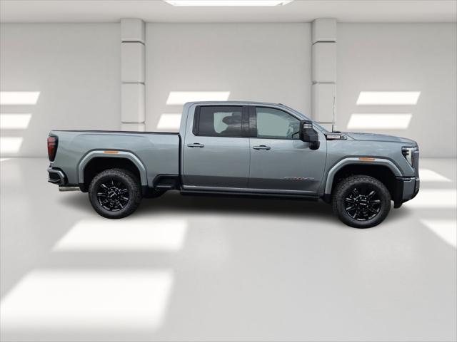 2025 GMC Sierra 2500HD 4WD Crew Cab Standard Bed AT4