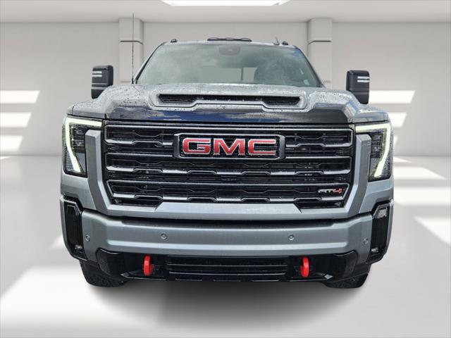 2025 GMC Sierra 2500HD 4WD Crew Cab Standard Bed AT4