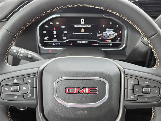 2025 GMC Sierra 2500HD 4WD Crew Cab Standard Bed AT4
