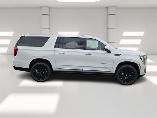 2025 GMC Yukon XL 4WD Denali