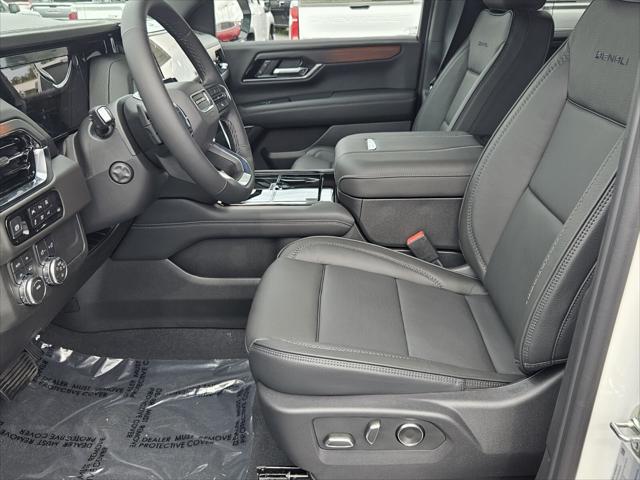 2025 GMC Yukon XL 4WD Denali