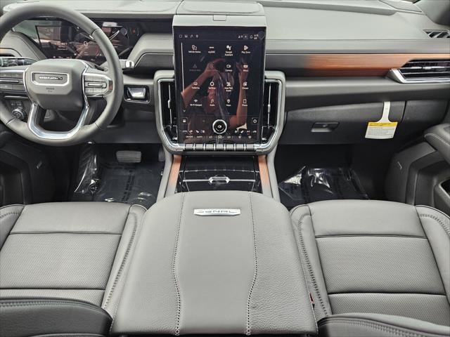 2025 GMC Yukon XL 4WD Denali