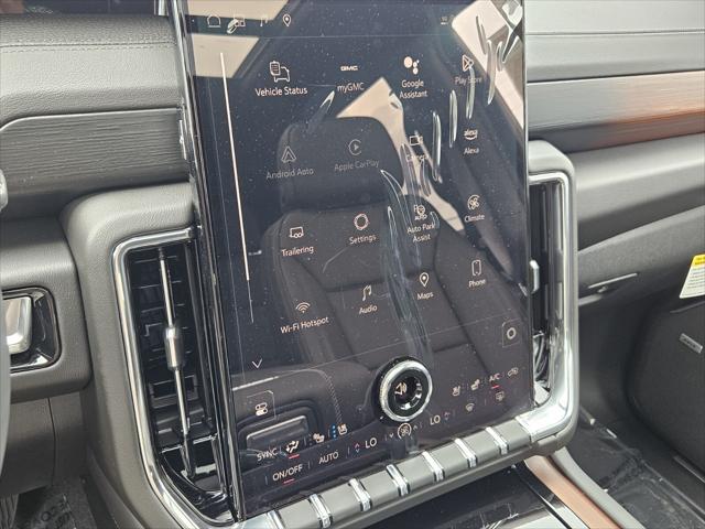 2025 GMC Yukon XL 4WD Denali