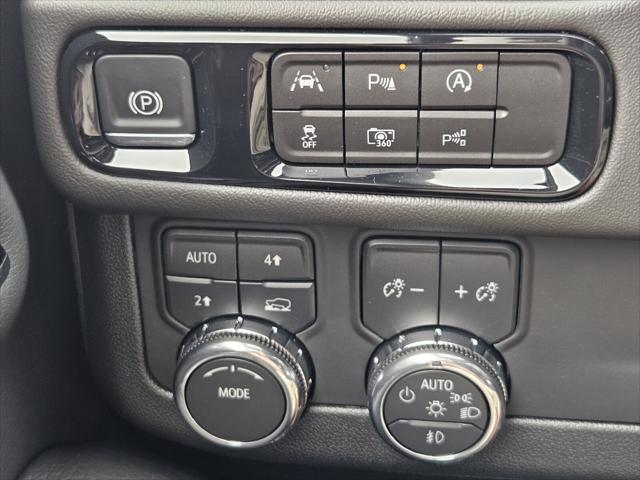 2025 GMC Yukon XL 4WD Denali