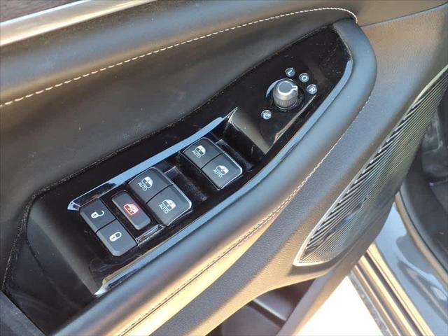 2022 Jeep Grand Cherokee Overland 4x4