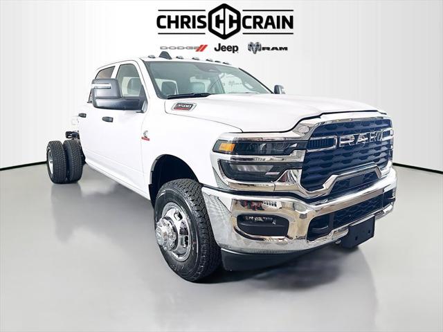 2026 RAM Ram 3500 Chassis Cab RAM 3500 TRADESMAN CREW CAB CHASSIS 4X4 60 CA