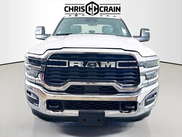 2026 RAM Ram 3500 Chassis Cab RAM 3500 TRADESMAN CREW CAB CHASSIS 4X4 60 CA