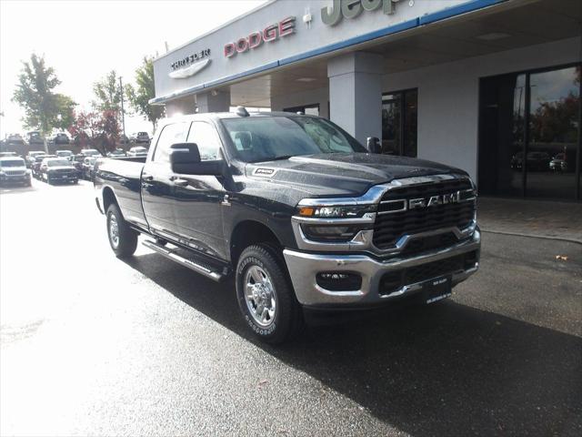 2026 Ram 2500 Tradesman Crew Cab 4x4 8' Box
