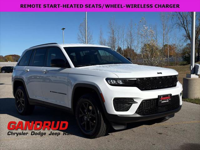 2025 Jeep Grand Cherokee GRAND CHEROKEE ALTITUDE 4X4 2025 Jeep Grand Cherokee GRAND CHEROKEE ALTITUDE 4X4