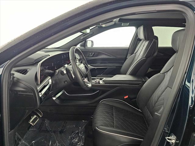 2026 Cadillac iQ V-Series w/1SM