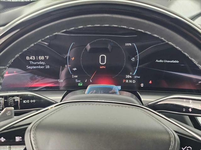 2026 Cadillac iQ V-Series w/1SM