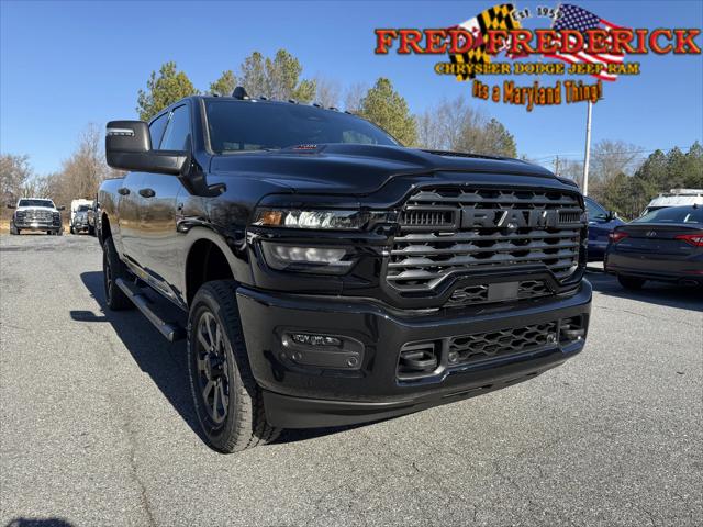 2026 RAM Ram 2500 RAM 2500 BLACK EXPRESS CREW CAB 4X4 64 BOX