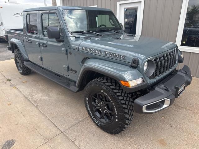 2025 Jeep Gladiator GLADIATOR HIGH TIDE 4X4 2025 Jeep Gladiator GLADIATOR HIGH TIDE 4X4