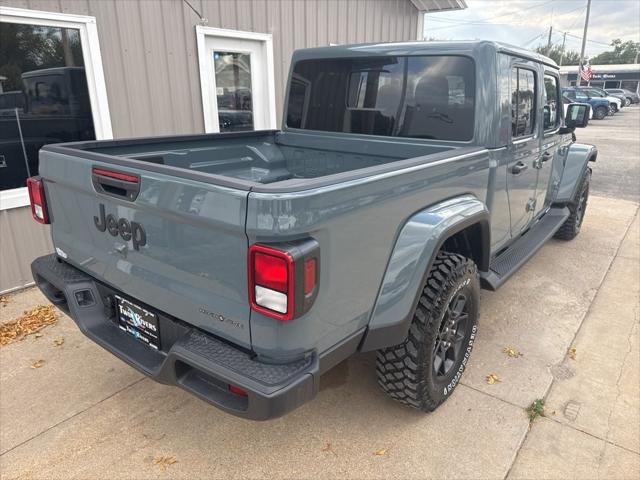 2025 Jeep Gladiator GLADIATOR HIGH TIDE 4X4 2025 Jeep Gladiator GLADIATOR HIGH TIDE 4X4
