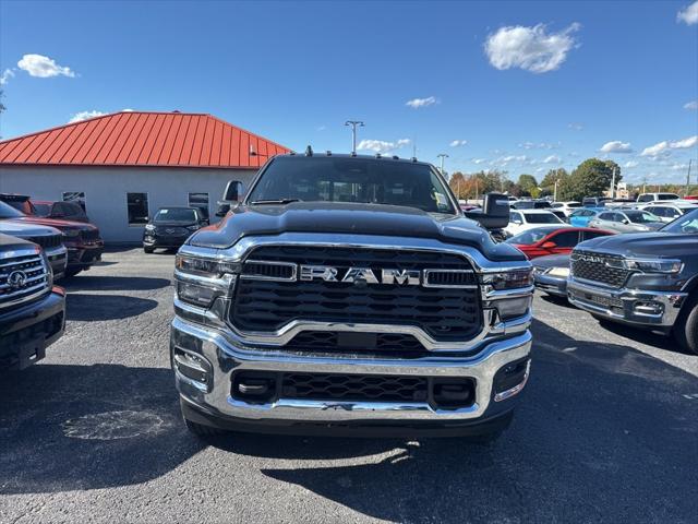 2026 RAM Ram 2500 RAM 2500 TRADESMAN CREW CAB 4X4 64 BOX