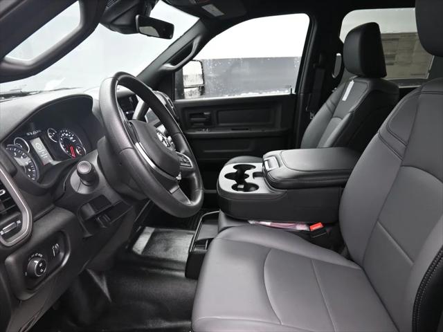 2026 Ram 3500 Tradesman Crew Cab 4x4 6'4" Box