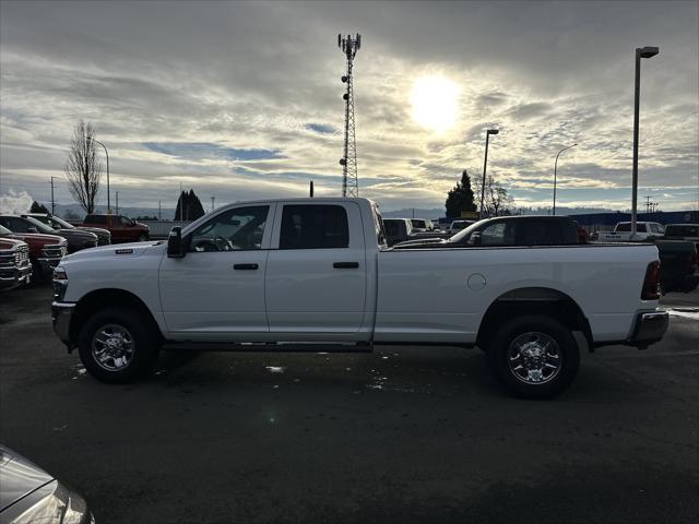 2026 RAM Ram 3500 RAM 3500 TRADESMAN CREW CAB 4X4 8 BOX