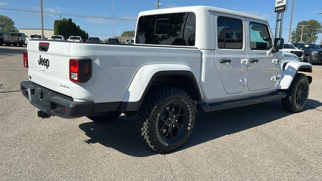 2025 Jeep Gladiator GLADIATOR HIGH TIDE 4X4