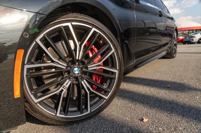 2022 BMW M550 i xDrive 2022 BMW M550 i xDrive