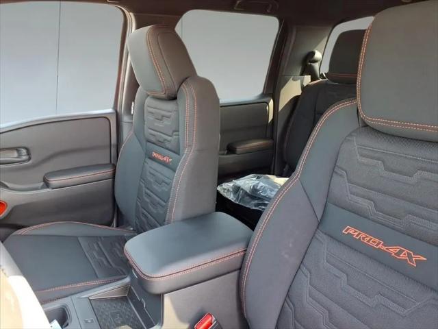 2026 Nissan Frontier Crew Cab PRO-4X 4x4