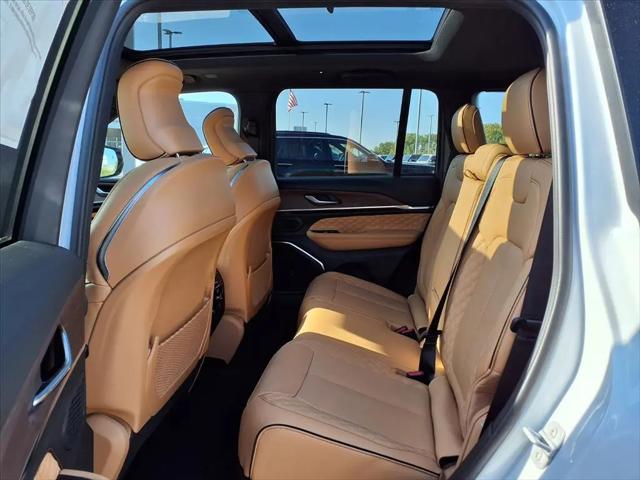 2025 Jeep Grand Cherokee Summit 4x4