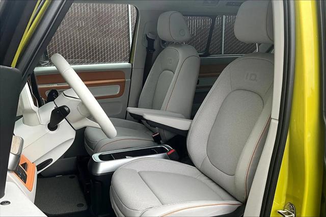 2025 Volkswagen ID. Buzz 1st Edition with 4MOTION