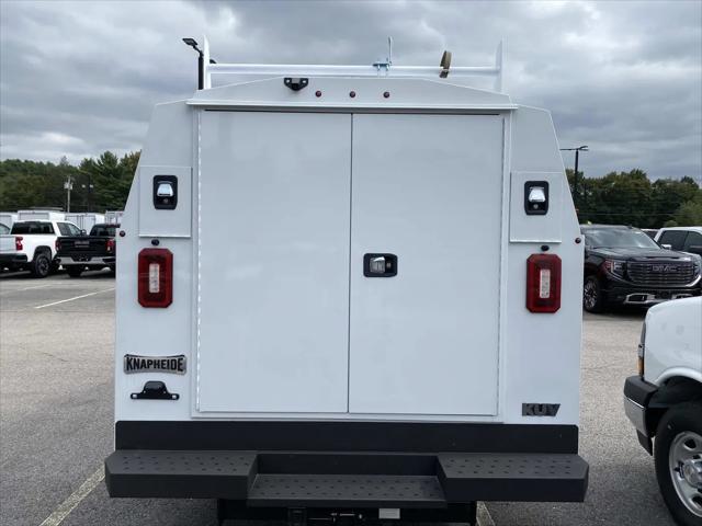 2024 Chevrolet Express Cutaway Work Van