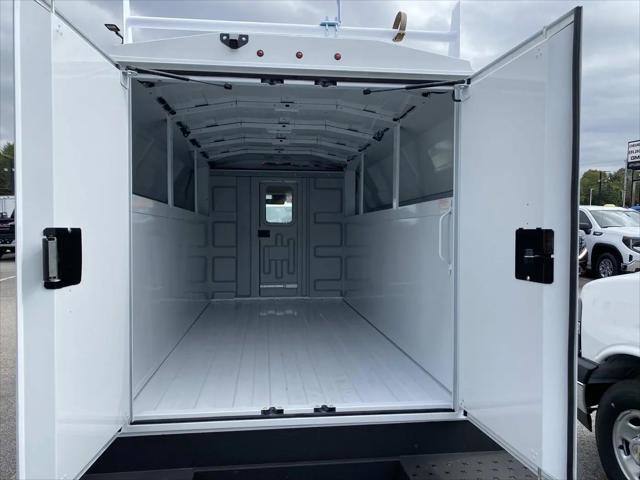 2024 Chevrolet Express Cutaway Work Van