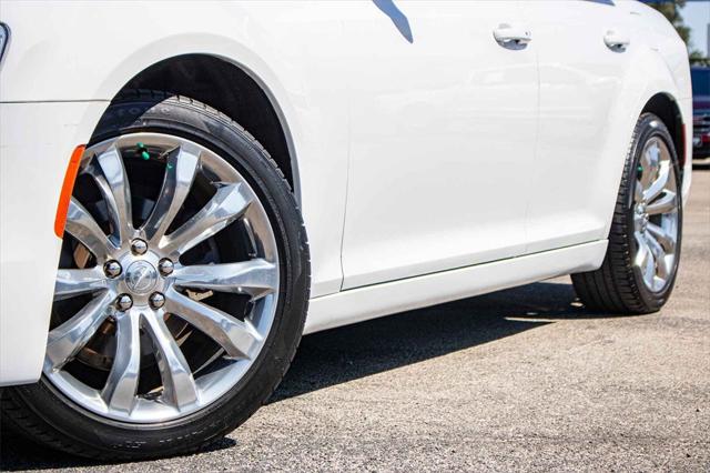 2020 Chrysler 300 Touring L 2020 Chrysler 300 Touring L