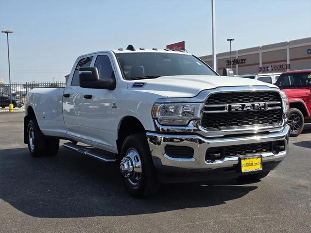 2024 RAM 3500 Tradesman Crew Cab 4x4 8 Box