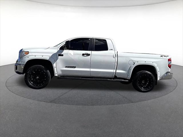 2017 Toyota Tundra SR5 5.7L V8