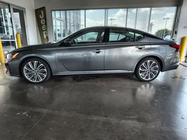 2023 Nissan Altima SL FWD