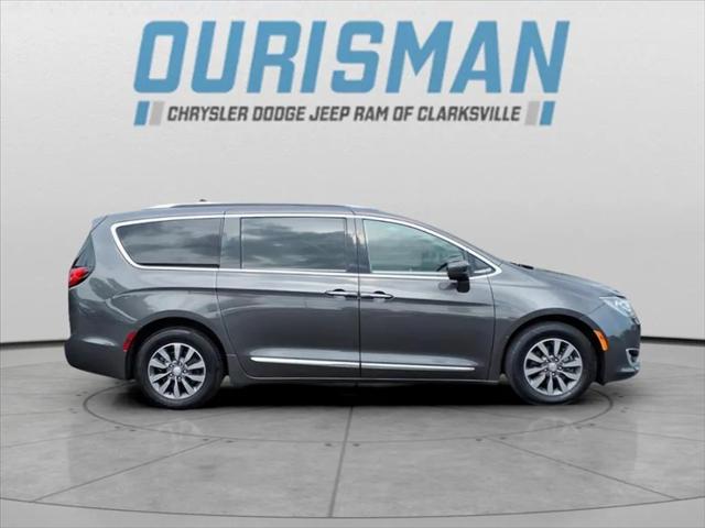 2020 Chrysler Pacifica Touring L Plus 2020 Chrysler Pacifica Touring L Plus