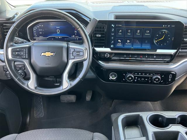 2023 Chevrolet Silverado 1500 4WD Crew Cab Standard Bed LT