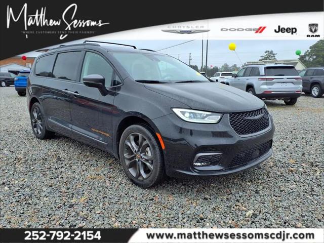 2023 Chrysler Pacifica Touring L AWD