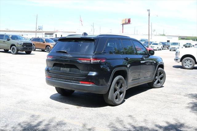 2023 Jeep Grand Cherokee Limited 4x2