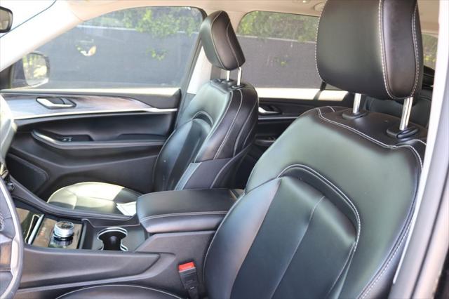2023 Jeep Grand Cherokee Limited 4x2