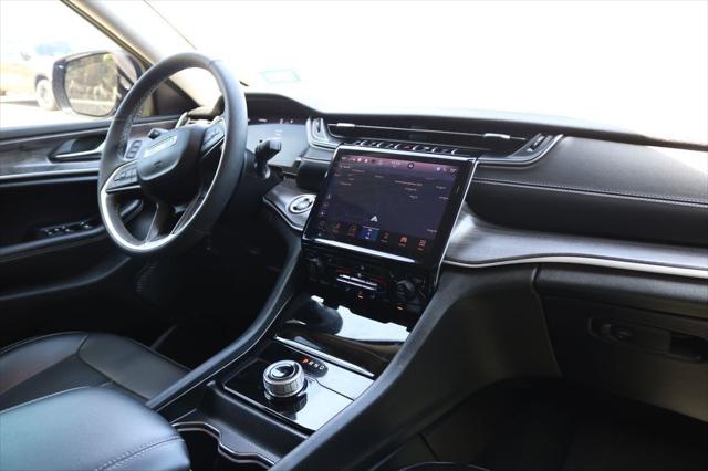 2023 Jeep Grand Cherokee Limited 4x2
