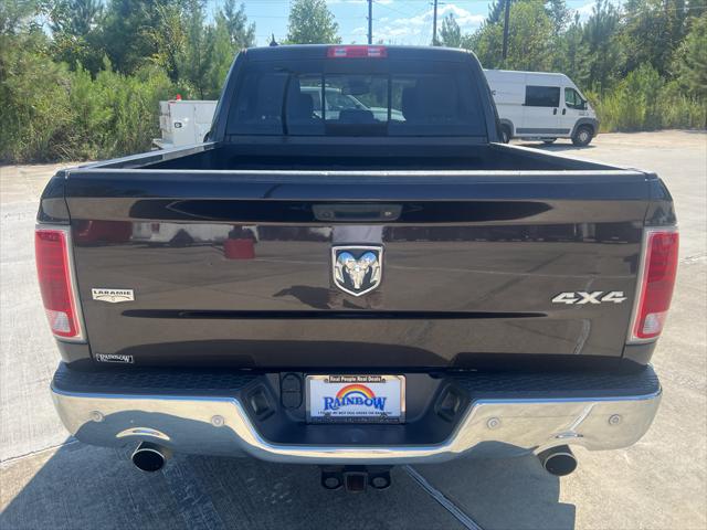 2017 RAM 1500 Laramie Crew Cab 4x4 57 Box