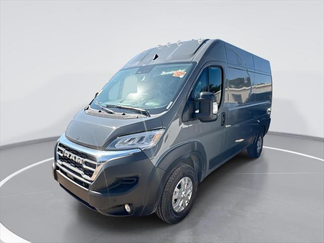 2025 RAM ProMaster 1500 Cargo Van SLT+  High Roof 136 WB