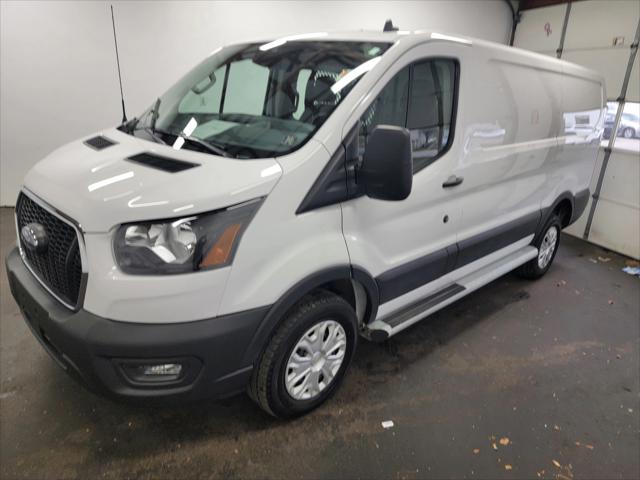 2024 Ford Transit-250 Cargo Van  2024 Ford Transit-250 Cargo Van