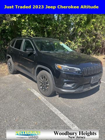 2023 Jeep Cherokee Altitude Lux 4x4