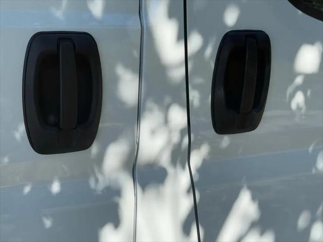 2026 Ram ProMaster Cargo Van Tradesman Low Roof 136" WB w/Pass Seat