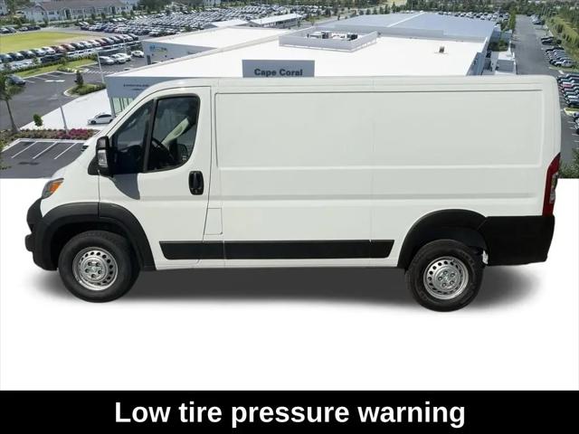 2026 Ram ProMaster Cargo Van Tradesman Low Roof 136" WB w/Pass Seat