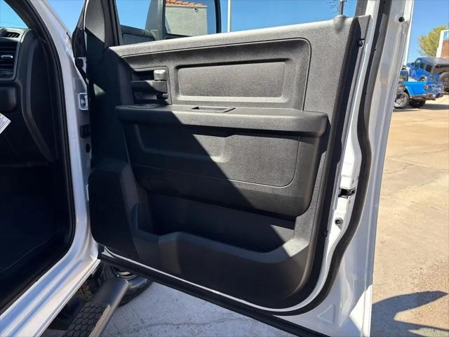 2026 Ram 3500 Tradesman Crew Cab 4x4 8' Box
