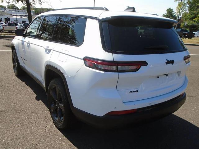 2023 Jeep Grand Cherokee L Altitude 4x4 2023 Jeep Grand Cherokee L Altitude 4x4