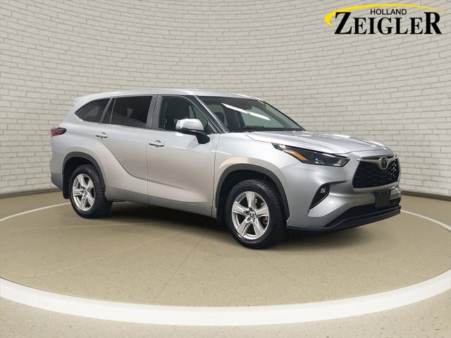 2024 Toyota Highlander LE 2024 Toyota Highlander LE