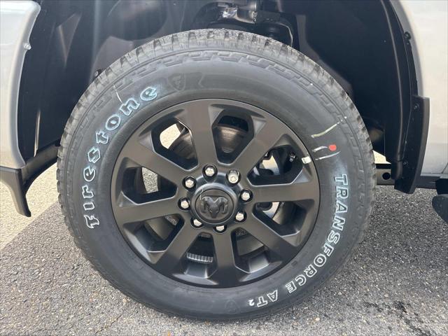 2026 RAM Ram 2500 RAM 2500 BLACK EXPRESS CREW CAB 4X4 64 BOX