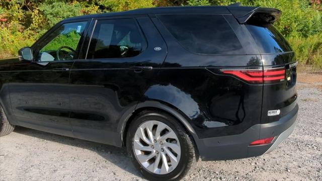 2024 Land Rover Discovery P300 S