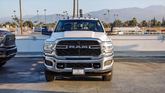 2024 RAM 2500 Tradesman Crew Cab 4x4 8 Box 2024 RAM 2500 Tradesman Crew Cab 4x4 8 Box